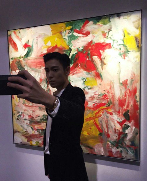 TOP_oftheTOP's tweet image. *#TOPmemories TOPxART 2015/2016* Have a nice Weekend everyone🙂 
#StayStrongTOP &amp;amp; Get well soon🙏❤We hope that you&apos;re doing well🙏We miss you❤