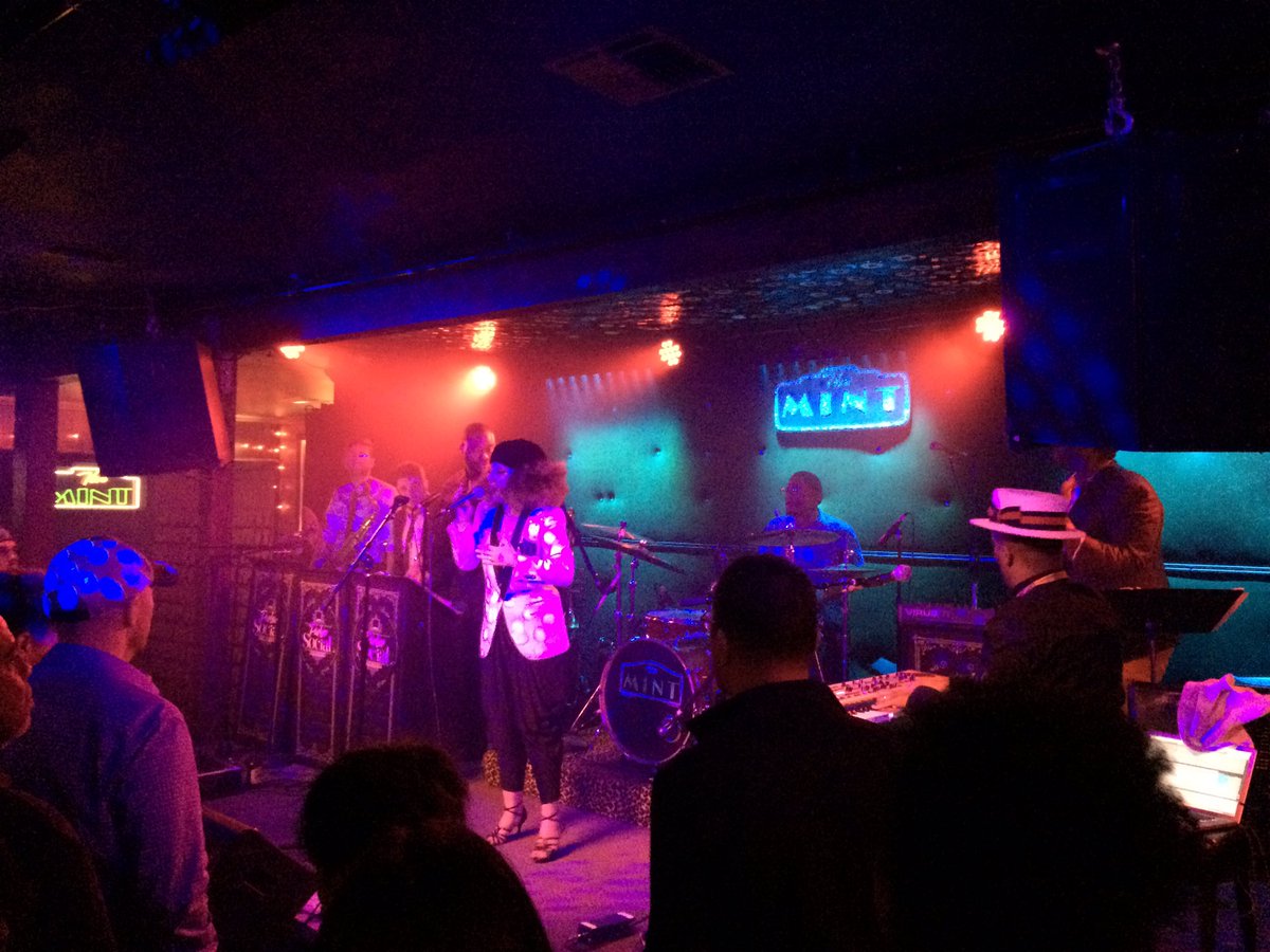 brendanpetrizzo's tweet photo. Tonight was magical thank you @ParlorSocial for an amazing show🎙 #hephep #parlorsocial https://t.co/ZWwpxYy3Z6