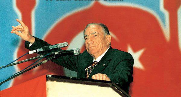 MHP_Bilgi's tweet photo. TÜRKLÜK bedenimiz, İslamiyet ruhumuzdur. Ruhsuz beden ceset olur.

Başbuğ Alparslan TÜRKEŞ https://t.co/RUsJftaxas
