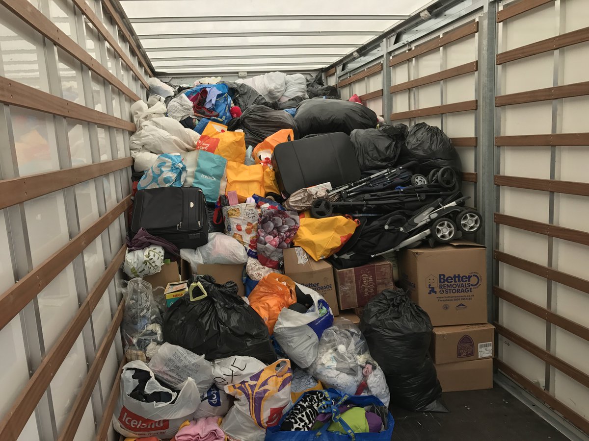 HeartCambs's tweet image. Big thanks to the amazing teams at @mickgeorgeltd &amp;amp; @betterremovals transporting your donations to #London for #GrenfellTower fire victims