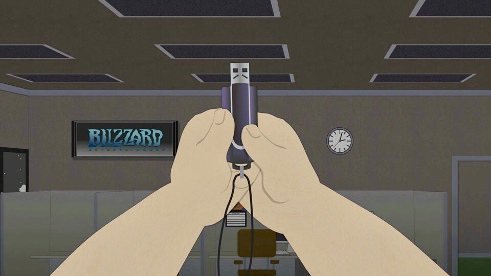 retweet if you know what's on this flash drive