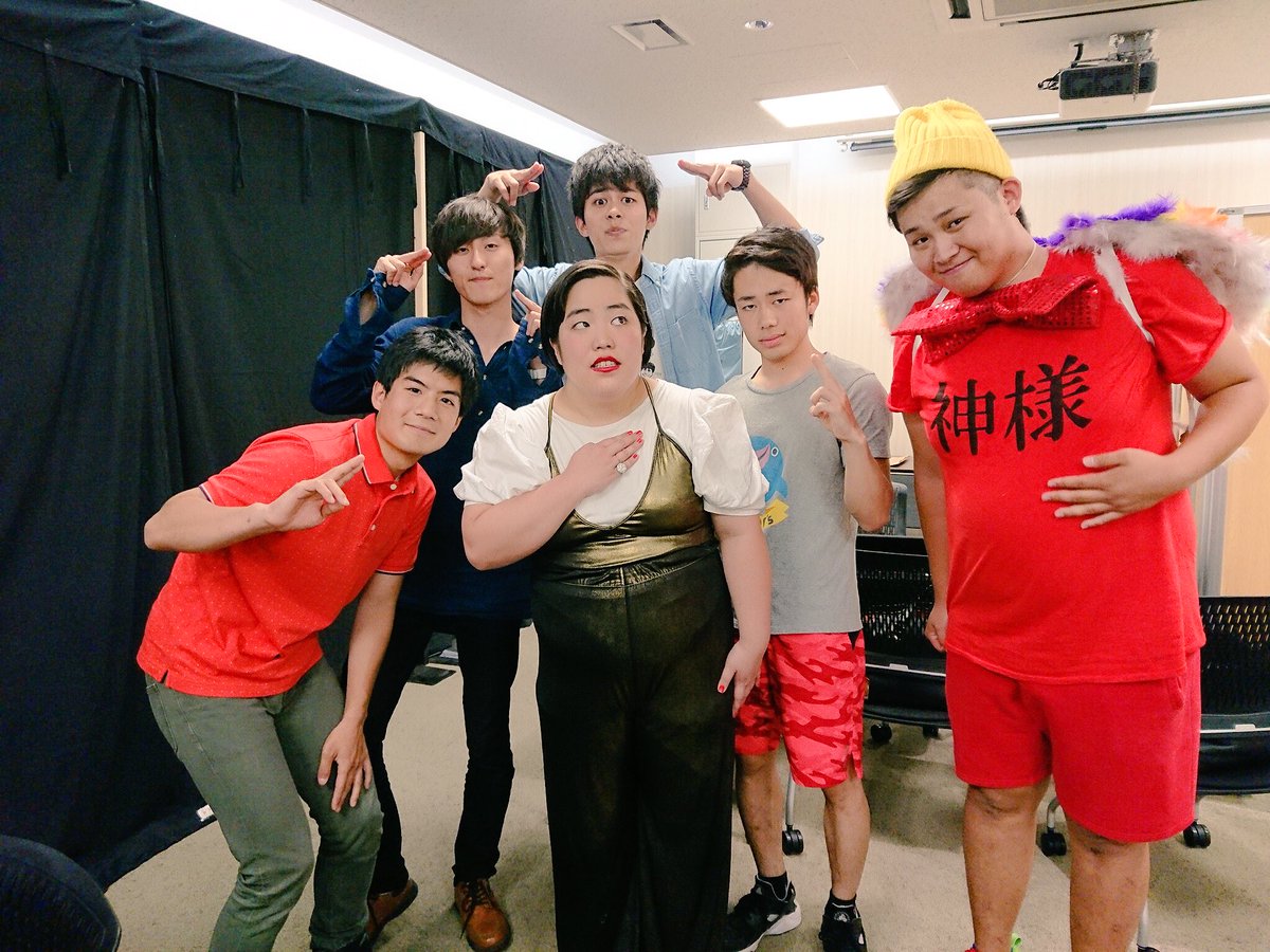 フィッシャーズが学割ってるダンスの表彰式で 王様のブランチに出演してたらしいです!!(観れなかったけど) その日にゆりやんレトリィバァさんと共演しました! すごい優しくてあったかい方でした♪(о´∀`о)