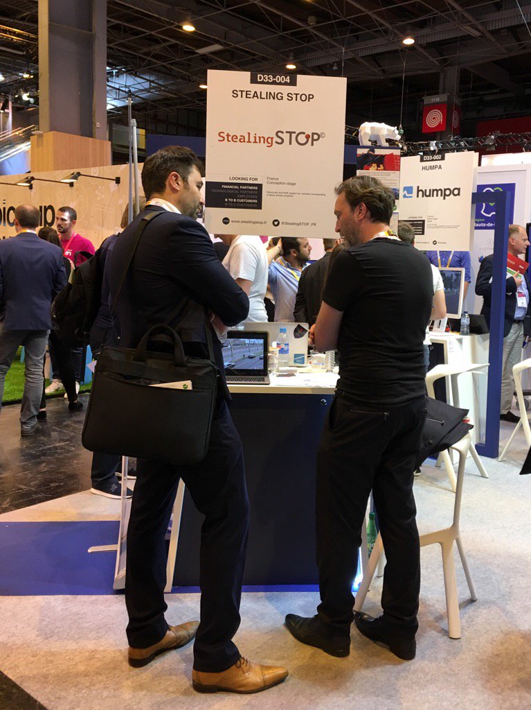 StealingSTOP_FR's tweet photo. Dernier jour pour vous rencontrer sur #VivaTechnology2017  avec le sourire bien sûr ;-) https://t.co/Ggmpxw73CD