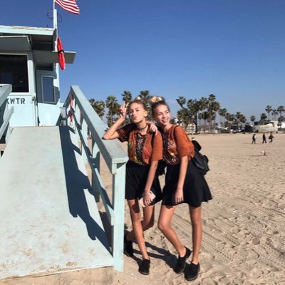 MusicallyStars3's tweet photo. Happy Birthday @lisaandlena 💗🎂🎈🎉🎊or better Alles Gute Zum Geburtstag!💓🎂🎉 ;-) https://t.co/itTrf65q7u