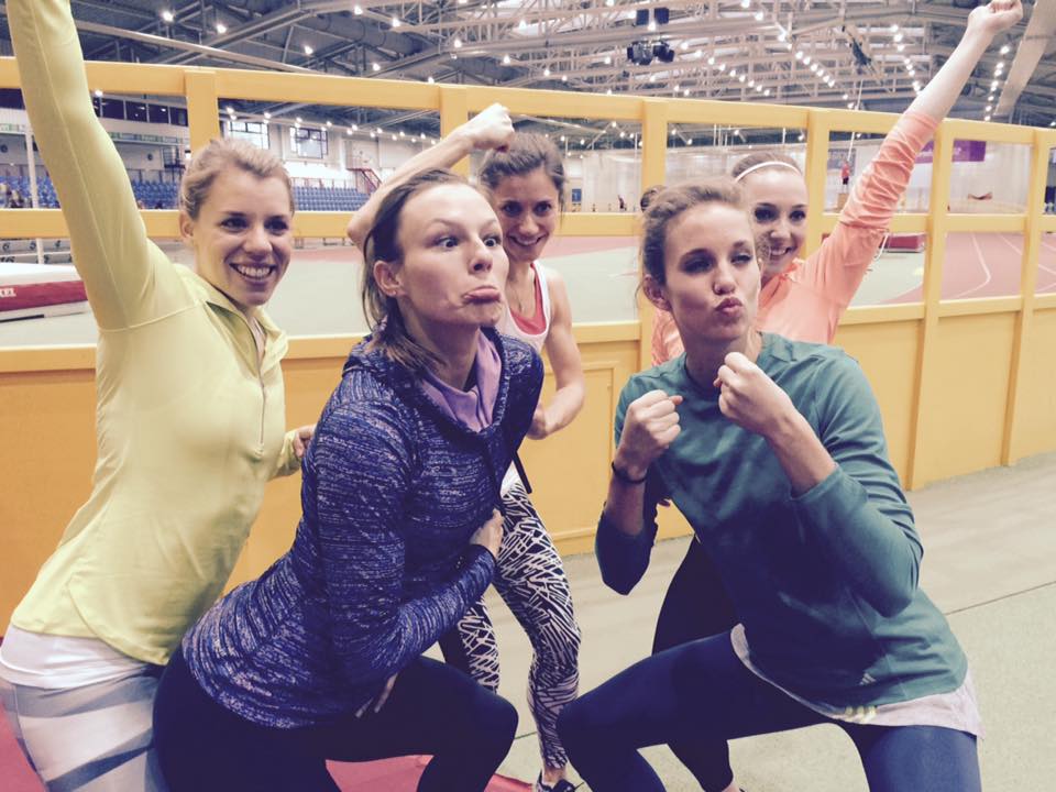 Hoch die Hände, Wochenende!!! 🤣 <a href="/dlv_online/">leichtathletik.de</a>