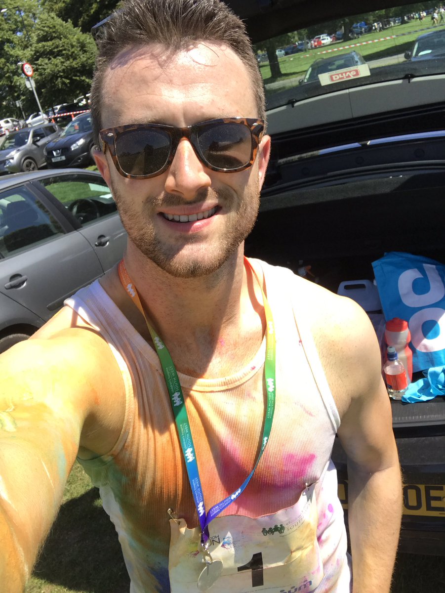 JoeChapman87's tweet photo. @CHSW #rainbowrun2017π warm up delivered and race completed! Such a fantastic cause! #charity #fun #colour https://t.co/3kCyY75d3E