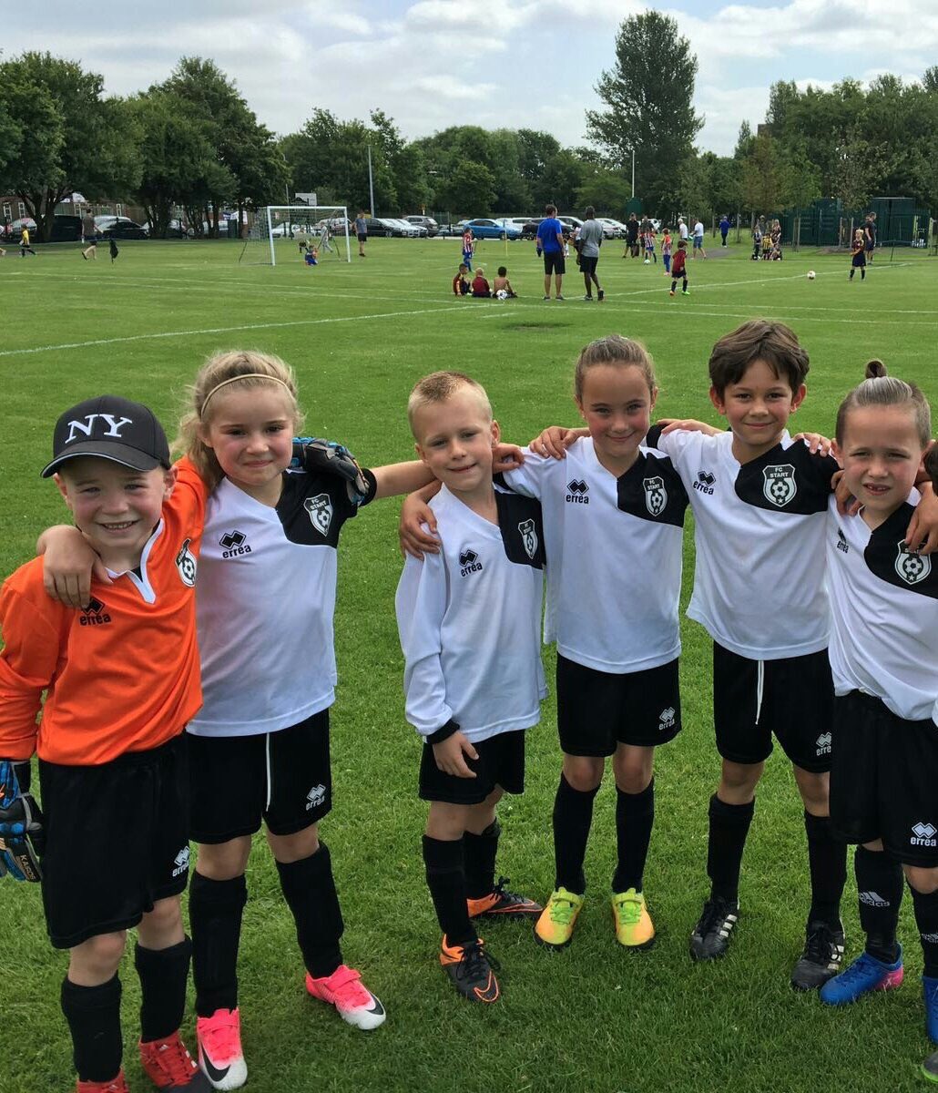 FCStartU7's tweet photo. Massive well done to team today, 1st tournament, 4 games in the heat, did themselves proud, a close defeat in the end but smiles all round https://t.co/mq83NRYCg1