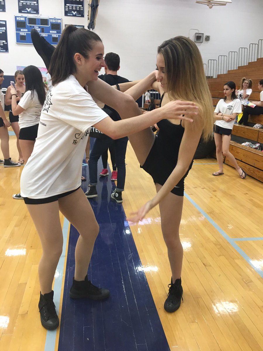JennaMit11's tweet photo. Happy birthday to my girl quinn❤️ hope you enjoy 18 love u pretty😊 https://t.co/ViqEnYXlaY
