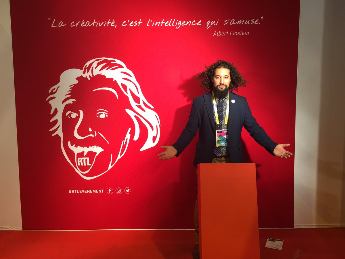 mrnoobgaming's tweet photo. Jesus en conference à #VivaTechnology2017 #RTLEVENEMENT  #VivaTech17 https://t.co/HFWtmvTdjJ