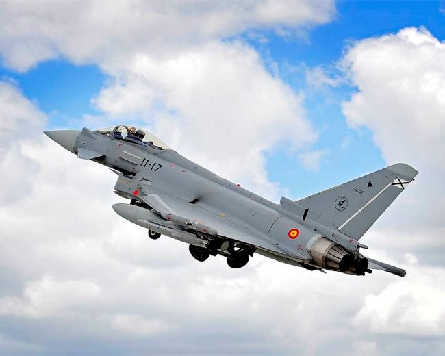 WestonSeafront's tweet photo. The magnificent @RAFTyphoonTeam will soon be gracing the skies over #WestonSeafront https://t.co/up8d5tryPd