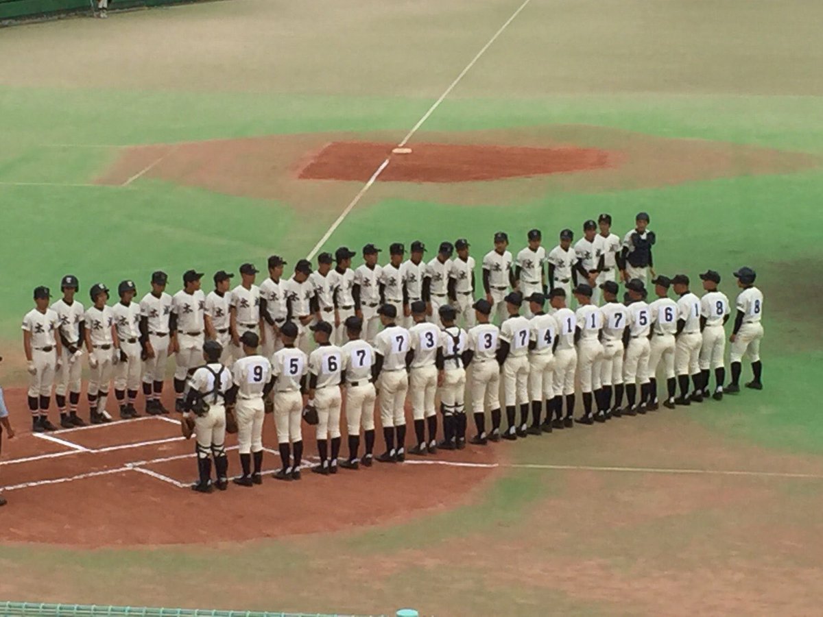 BaseballRyo1015's tweet photo. 今日で小学校からやってきた野球が終わりました！
打てなかった事と皆の前で勝てなかった事だけが悔しいです。
でもこのメンバーで終われてよかった！
最高の応援ありがとうございました！！
見に来てくれた人もありがと👍 https://t.co/0vwQWCBySl