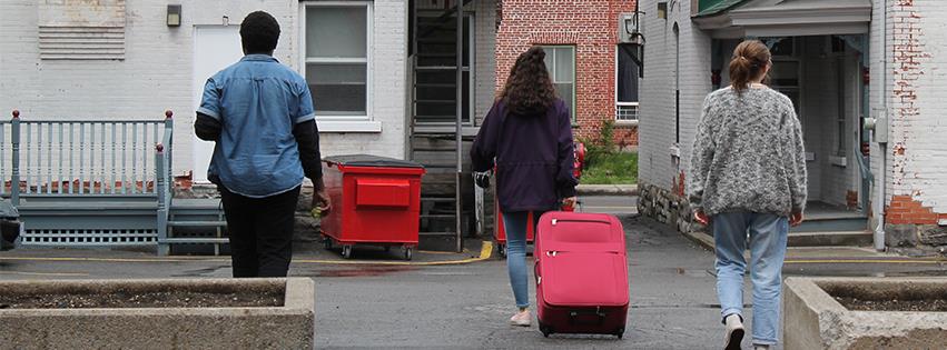 artscourt's tweet photo. Three to Leave has its second and final performance today @artscourt theatre. @apt613 review → https://t.co/vDUS1f3pkm #ottfringe #Fringe20 https://t.co/0ubpoN6mhv