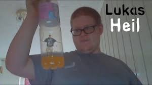 TobeyKhalifa's tweet photo. #RipLukasHeil Wenn Lukas wieder am Leben wäre ich dafür sterben müsste würde ich mit Freuden andunken! #POOTYPIEMEYNAPPARTMEN https://t.co/vGAJajwStI
