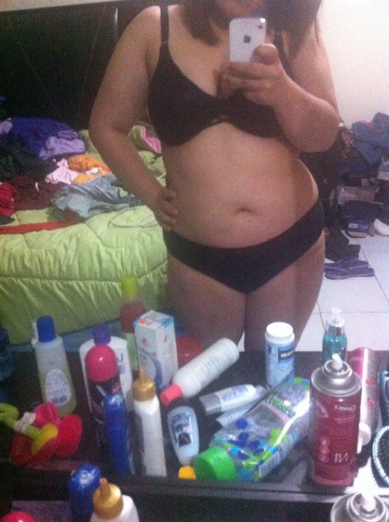 quemoneschicas's tweet photo. Y llegan mas pack de la #tetona de #toluca 😈
RT🔁 sigan mandando sus aportes al DM📩
@Frida_Bonitax  @tetonatrevida  @SomosHorny2  @CecyChicas https://t.co/byFVcMpVyV