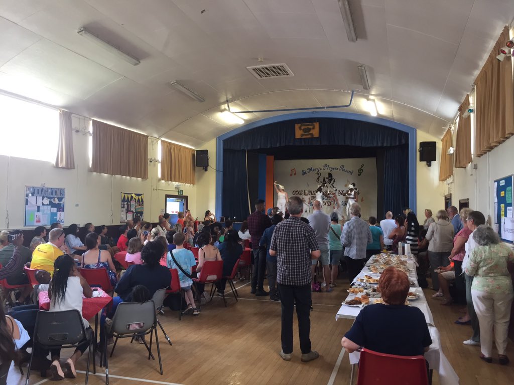 JBrokenshire's tweet photo. Lovely atmosphere & lots to do for everyone at the East Wickham Fun Day bringing people together for a great community event. https://t.co/ZQJwxxFd7T