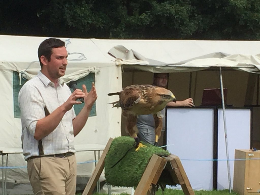 JBrokenshire's tweet photo. Lovely atmosphere & lots to do for everyone at the East Wickham Fun Day bringing people together for a great community event. https://t.co/ZQJwxxFd7T