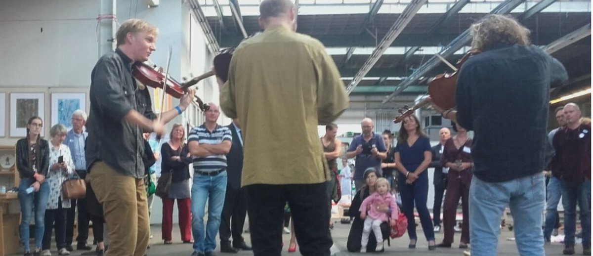 eventbackfire's tweet photo. Ja, het was een mooie openingsavond hand in hand @ARTzaanstad en #BackfireNL https://t.co/ONgugWK8VP