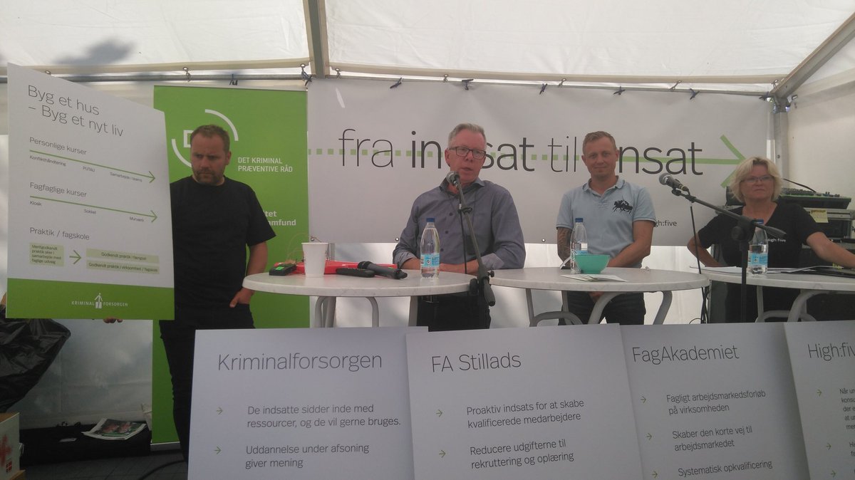 VFSA_dk's tweet photo. Vores gode venner fra High:five fortæller om om partnerskaber som en vej til at få flere indsatte til ansatte #fmdk #socialtansvar https://t.co/bVSizeO8hy
