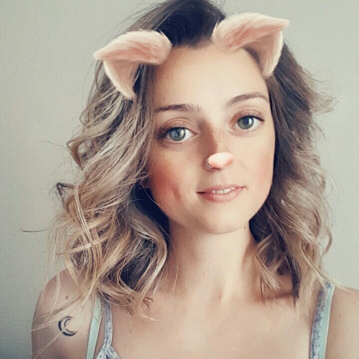 StitchismyBFF's tweet photo. Parfois je m'aime bien (un peu trop) #retirezmoisnapchat #sanslefiltrecestmoche #vousallezfinirparcroirequejesuisunvraichatrose #cesboucles https://t.co/Q5SAgL77m5