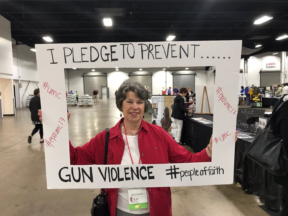 UrbanCommEPAUMC's tweet photo. People of faith taking the pledge to prevent gun violence! @SenToomey @epaumc @MFSAVoices @MFSA_EPC #epaumc17 #umc https://t.co/Jll1603mCb
