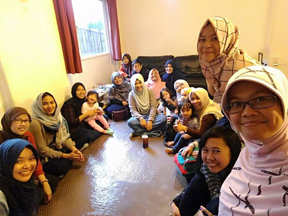 detikcom's tweet photo. Berkah Kemudahan Melalui Ramadan di Leeds https://t.co/3pf1iOqZOX https://t.co/kJzV7VeNZr