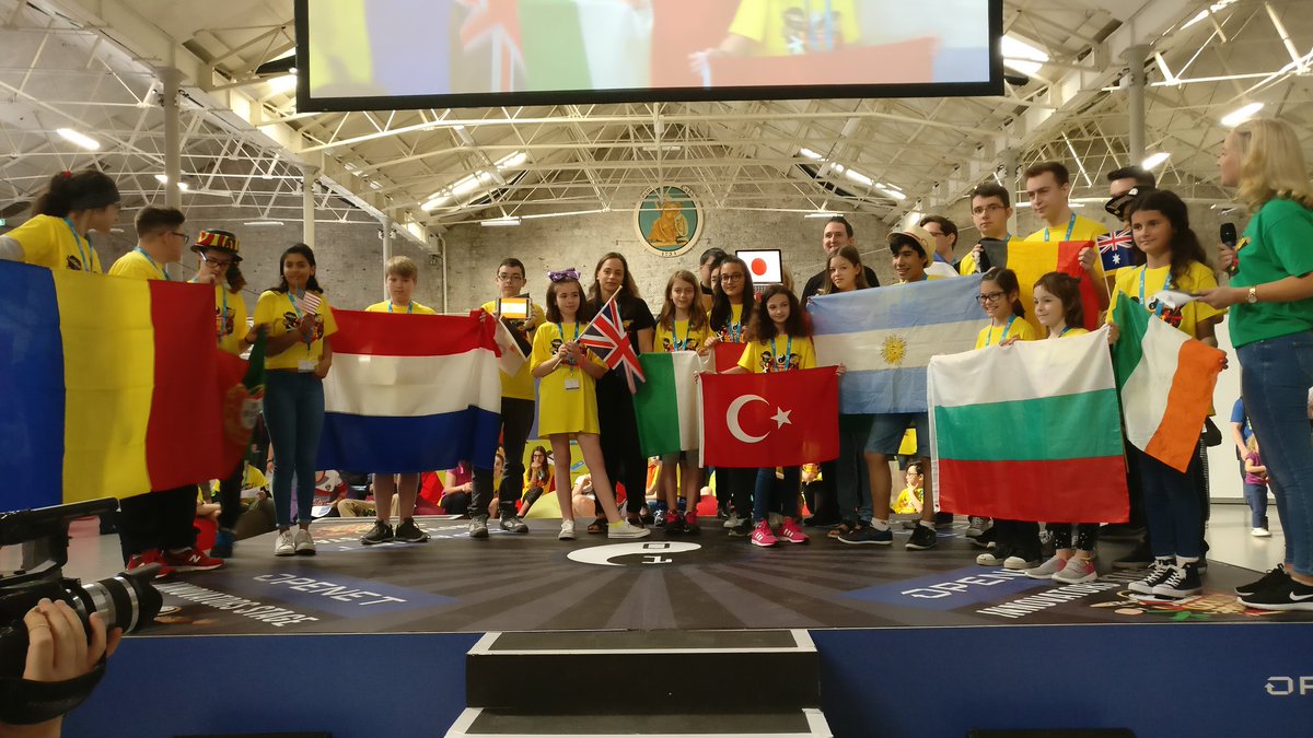 SandraMaguire's tweet image. Fantastic to see 17 countries being represented on Opening Stage of #CoolestProjects in RDS today