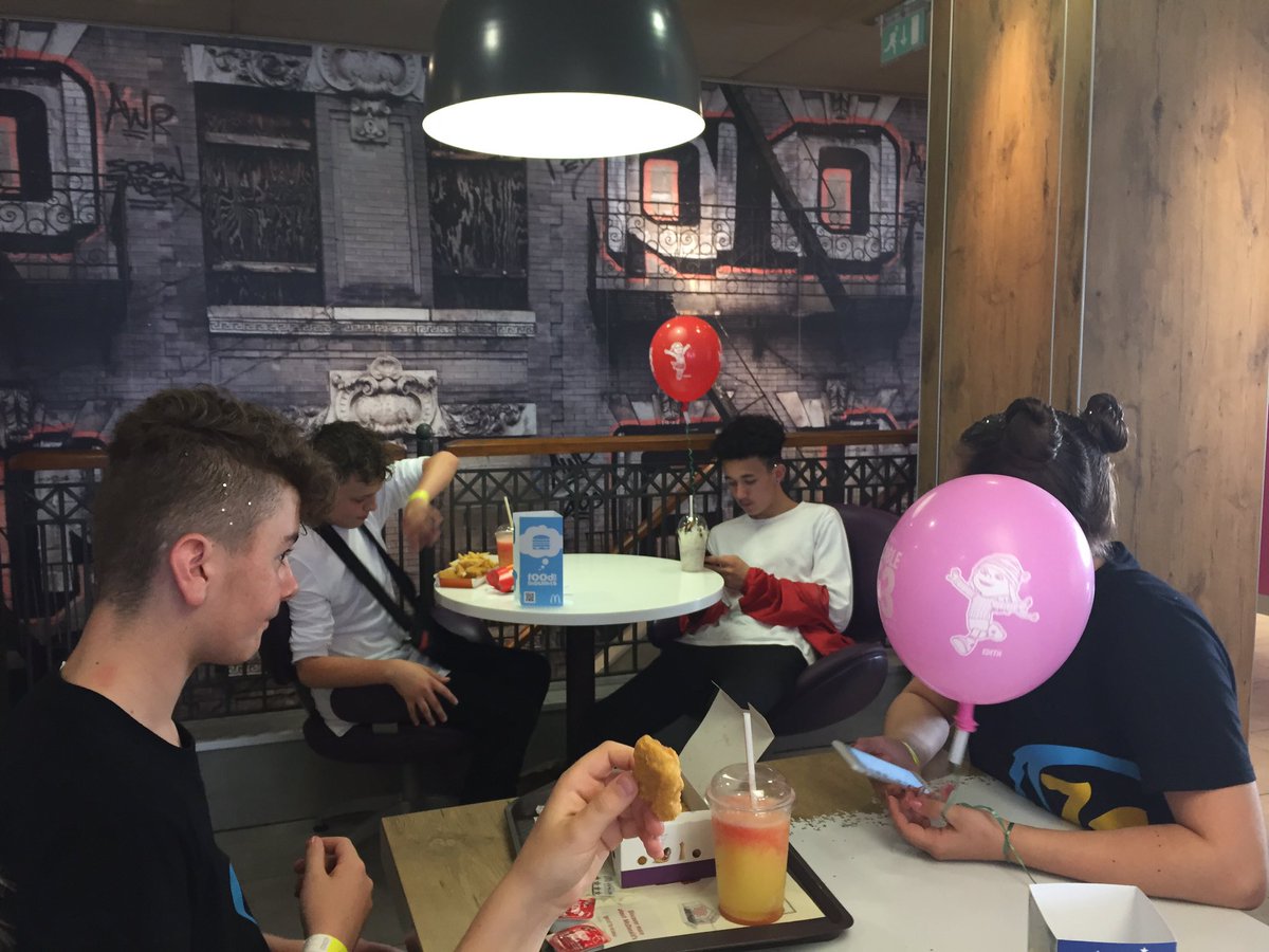 Official_unit79's tweet photo. #dancecaper #maccies #studio79 https://t.co/cwnLmmj8kq