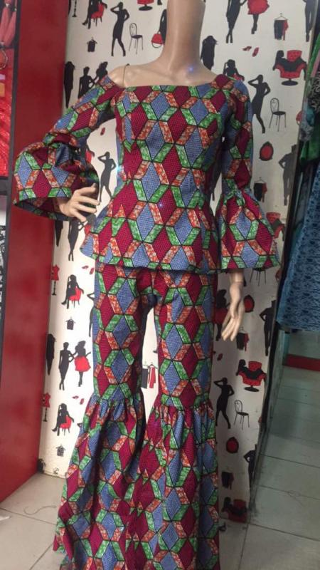 Cokodeal's tweet photo. SLAYERs in D house 😂😄
#SlayQueen #SlayMama #Pepperdemgang #toomuchsause
🔥
Make your dress @bellealyse
#MadeinNigeria
https://t.co/WKVaOwvUqs https://t.co/7hMlWwjYMK