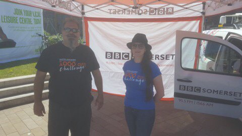 1KCutsChallenge's tweet photo. Getting interviewed by BBC Somerset just before the challenge begins! #Somerfest17 https://t.co/djZxBePhHj