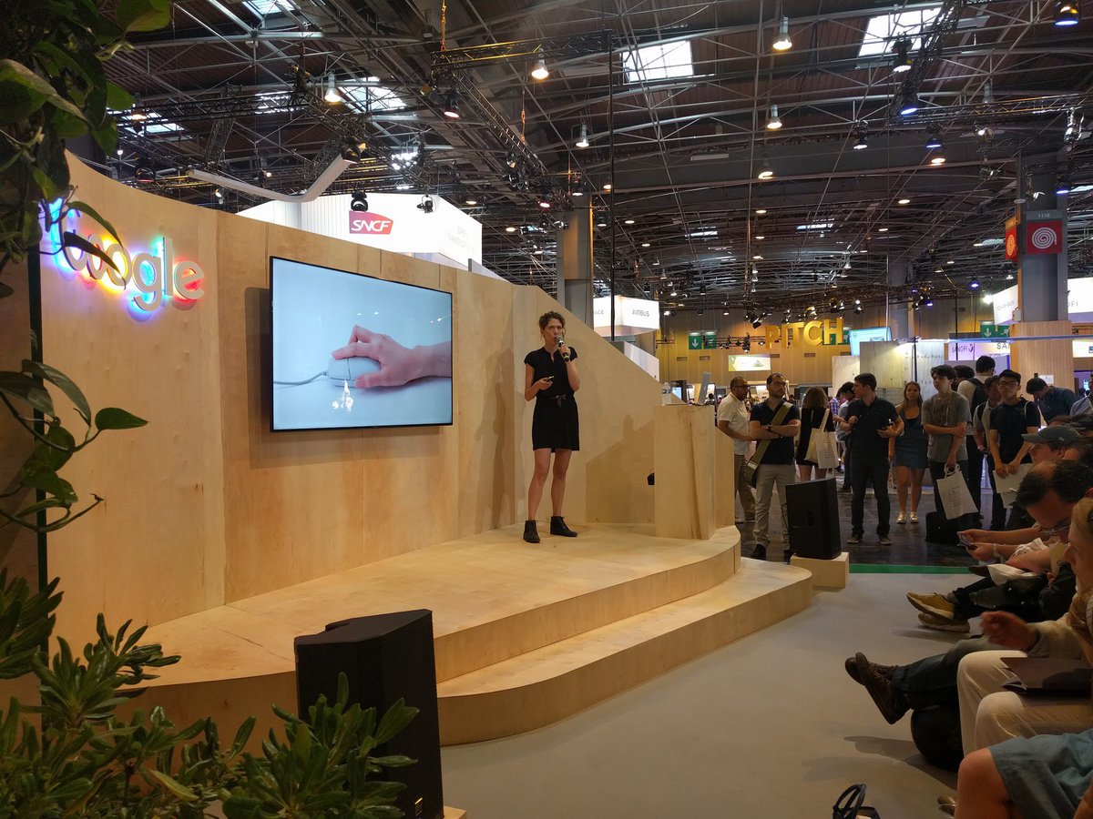 jp_becane's tweet image. Salles combles pour les interventions de @Celboisson &amp;amp; @Cloidou sur la culture de l&apos;inno chez @GoogleFR &amp;amp; l&apos;#AssistantGoogle 👏👏👏 #VivaTech