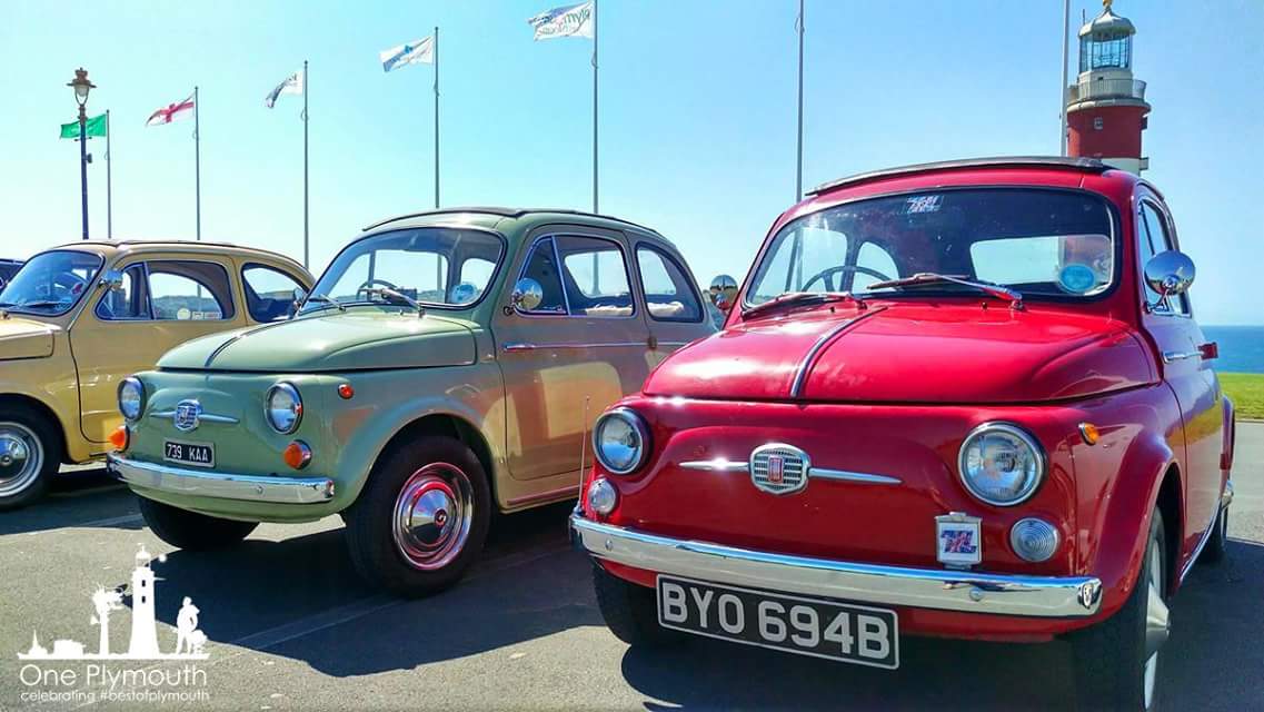 #BeepBeep Check out these fantastic Fiat cars on the <a href="/PlymHoe/">Plymouth Hoe Waterfront</a>  today. Photo by <a href="/PlymKamila/">Kamila</a>