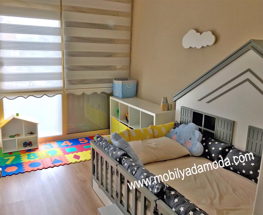 Tasarım Tescilli Ürünümüz Arkası Çatılı Yer Yatağımız:
#montessoriyatagi #bebekyatagi #montessoriodasi #montessoribebekodasi