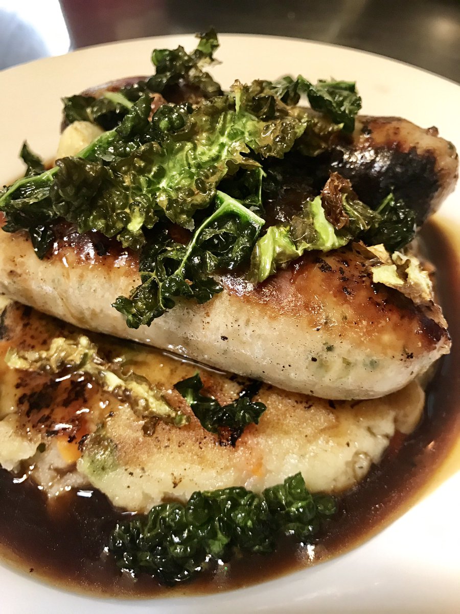 stationpubkh's tweet photo. Book today and kids eat for £1 tomorrow #FathersDay2017 #Food #roast #Pubgarden #kidseatfor #£1 @stationpubkh https://t.co/3g4nmGfQv7