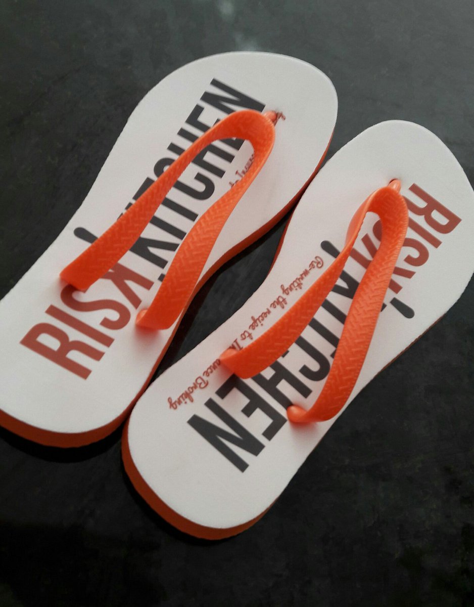 riskkitchen's tweet photo. ...because life is better in flipflops π#riskkitchen #insurancebroker #flipflops https://t.co/fpLu2fEMjf