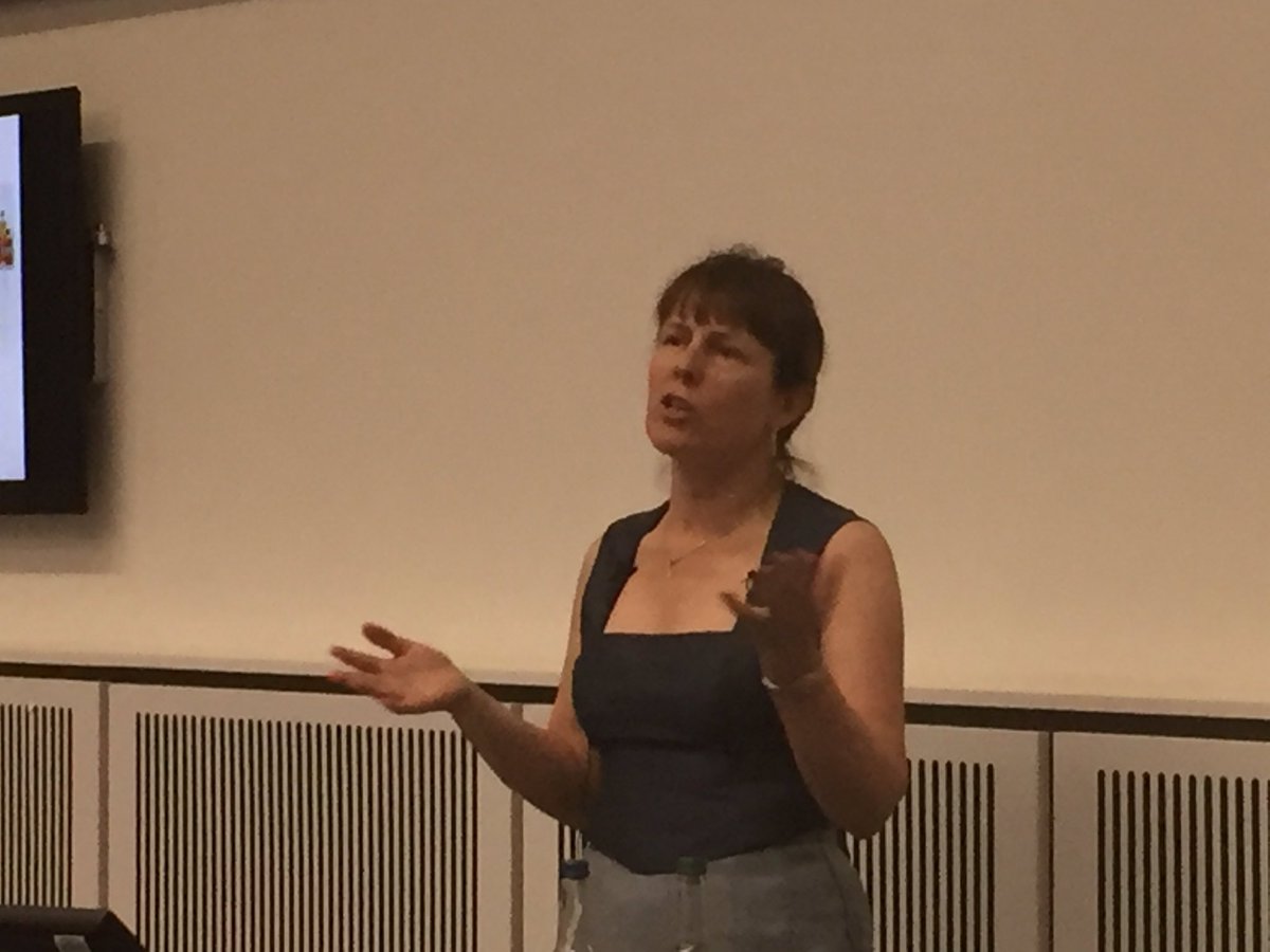 natureboyrr's tweet photo. @JoanneReynold14 on how to talk to your GP about nutrition: 'I eat real food and I don't need carbs because of gluconeogensis #PHCManc2017 https://t.co/hAnUhVCN6j
