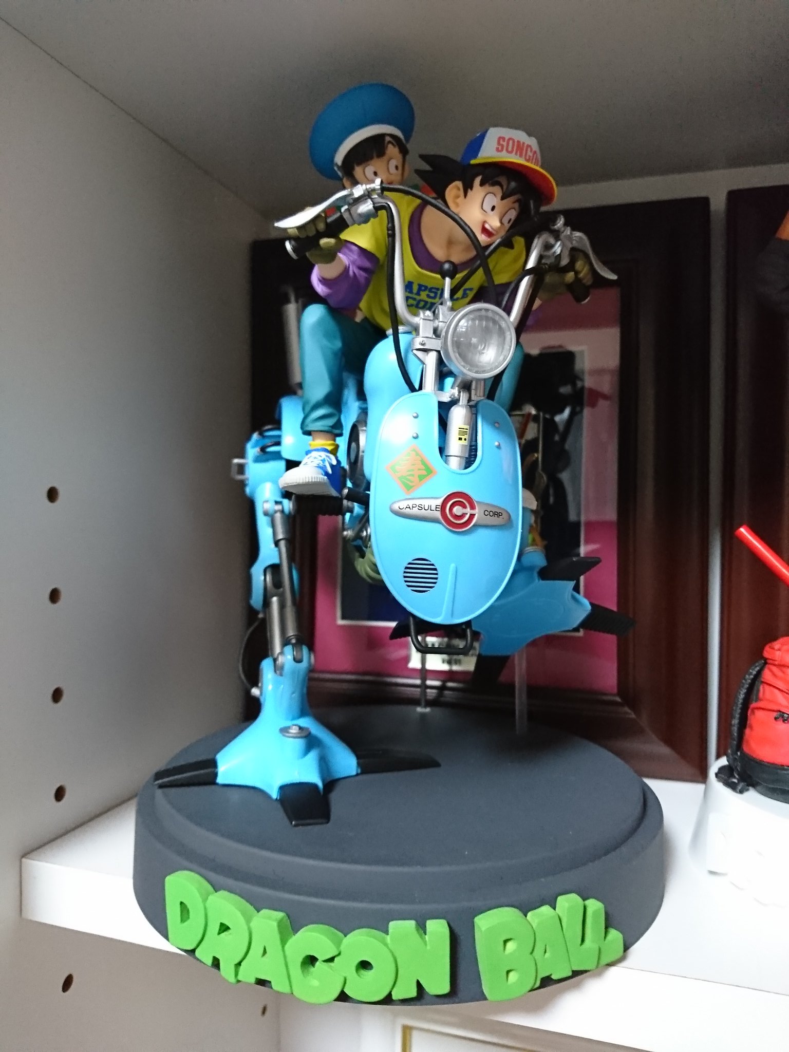 Db人生 Auf Twitter 鳥山明先生のメカデザインをビジュアルアドベンチャーで振り返る 第３集に突入 鳥山明先生が一番気に入っているという悟空親子の絵 一番クジでフィギュア化されてるけど再現度がスゴイ