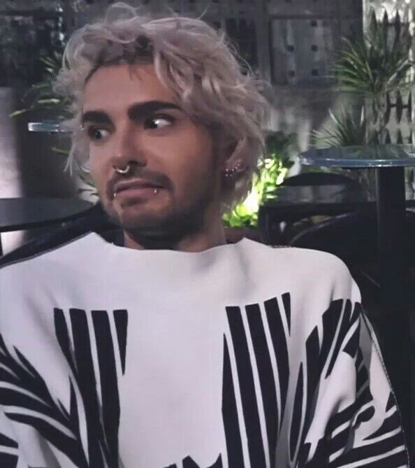 smilythings's tweet image. When your friends already have a job, a house and kids while the only thing you have is @tokiohotel