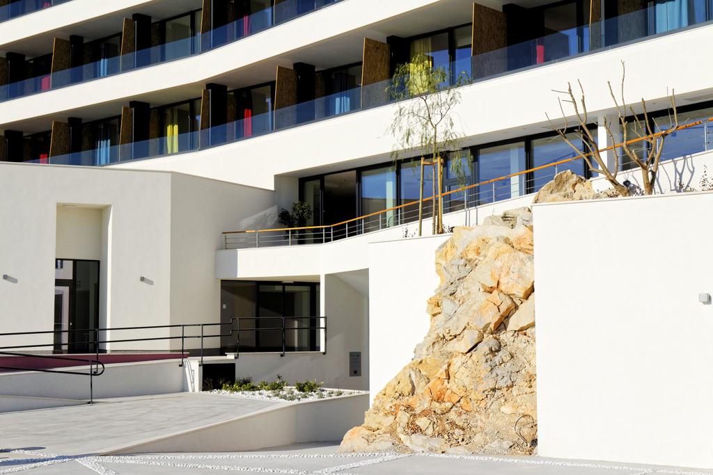 WorldwideTrav's tweet photo. 2 free nights! Save £370 per couple!
At Hotel Ola - Trogir - Croatia
7 nights from £879pp from Glasgow - https://t.co/Dg9IhD9b7D https://t.co/vvxxW60uBZ