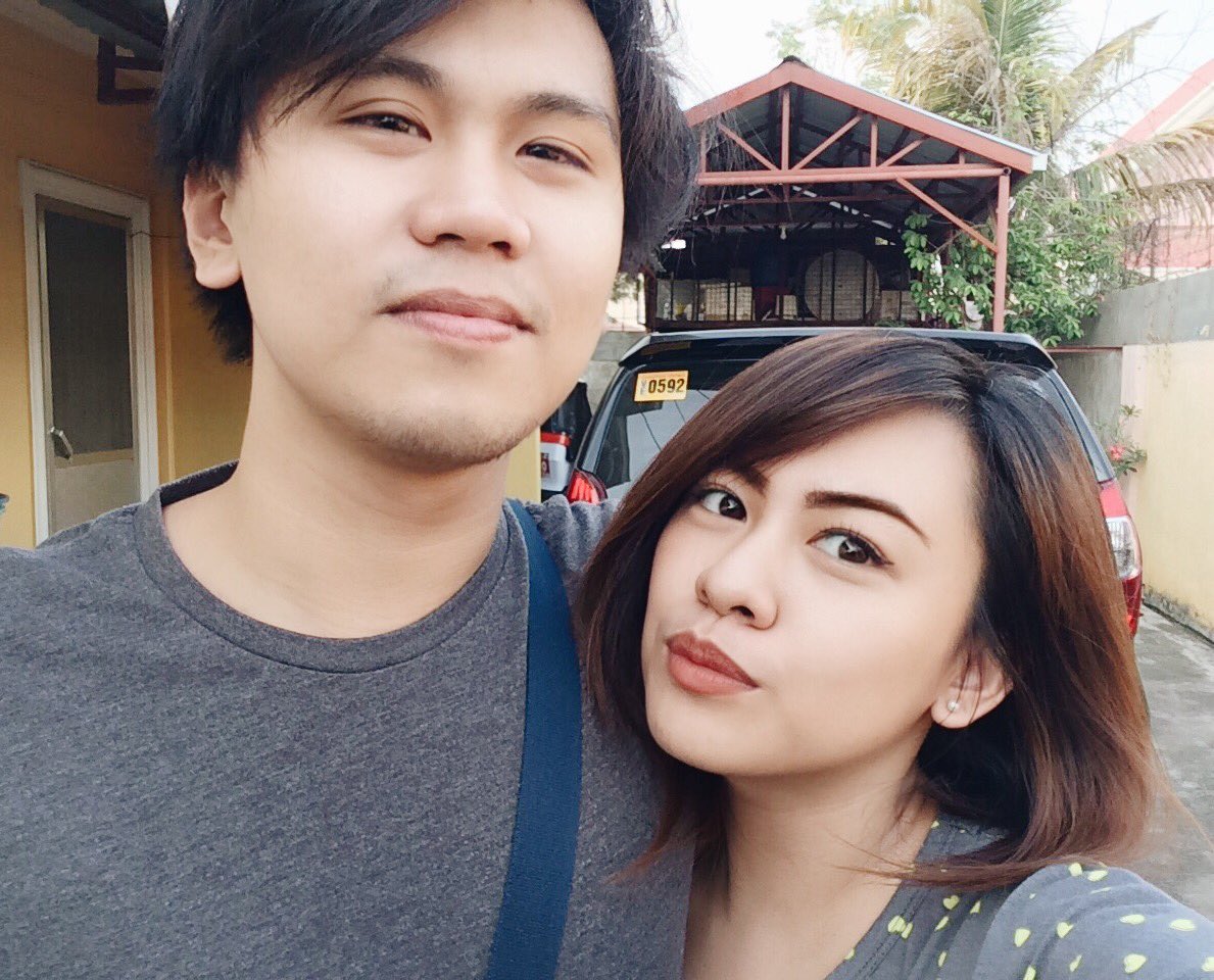 AlyssaLouiese's tweet photo. Almost One year na tayo in a few pero still my day will never be the same pag di ka nag pakita sakin πͺπ€π #clingyproblems π https://t.co/LUo5g6RSJ3