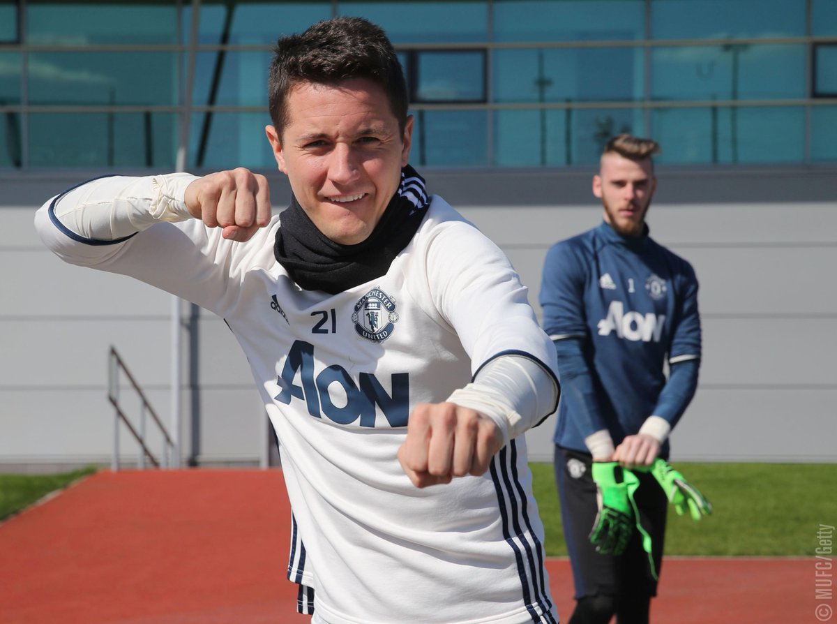 ManUtd's tweet photo. Why we ❤ @AnderHerrera: https://t.co/waQRPDrFAK https://t.co/zGjymVrbku