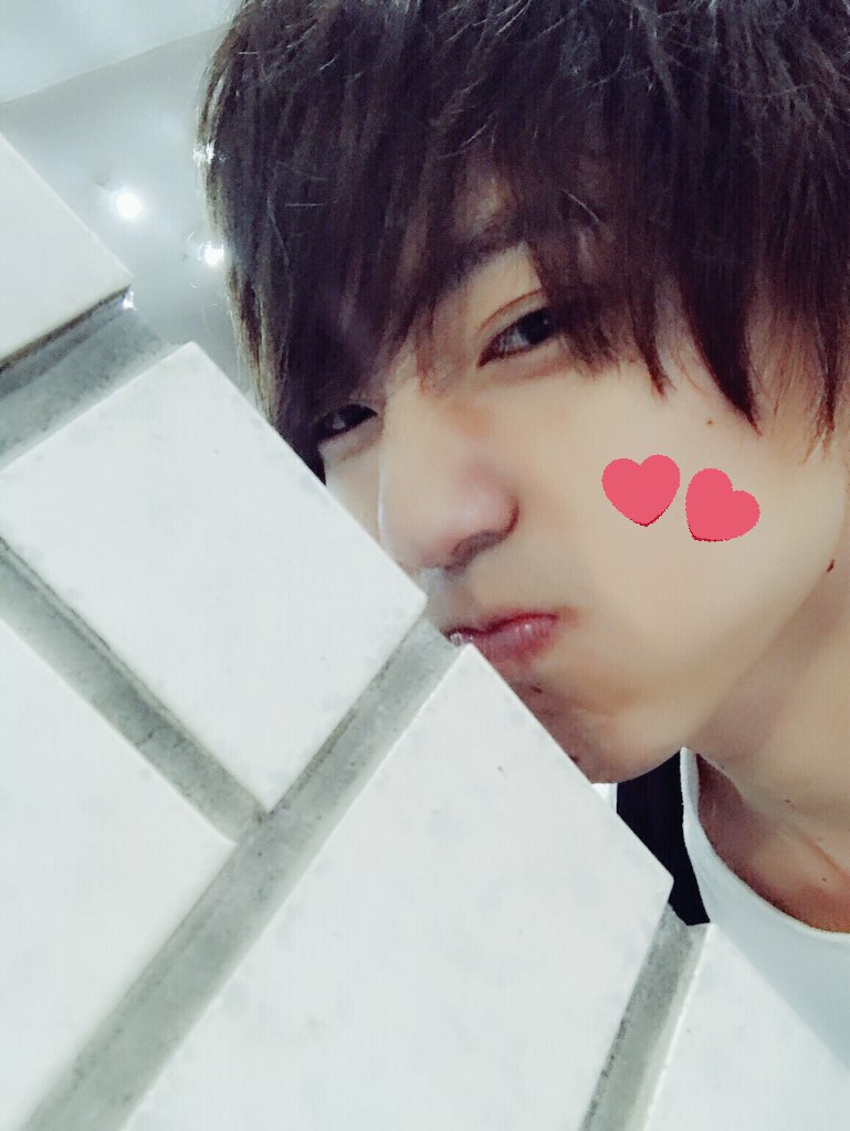 takurou_wanwan's tweet photo. ほんとずっとだけど最近撮ってる写真特に好きすぎる〜🐶💕
ますます卓朗くんがカッコよくなってく✨
EPICNOVAのピンク📍推しで絶対変わらない!!
#同じ卓朗くん好きと仲良くなりたい
#EPICNOVA
#ピンク推し
#イベントとか行けないけどそれでも仲良くしてくれる人🙏 https://t.co/Auy9TcGDVh