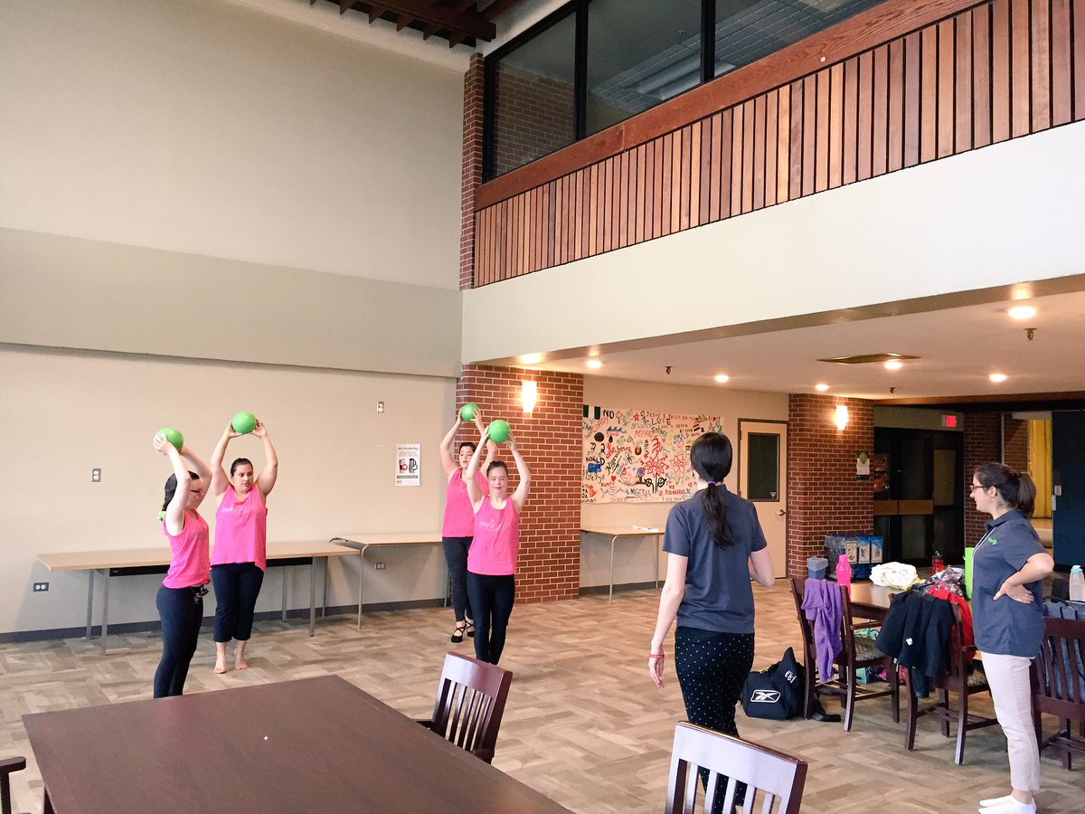 SpecialOPEI's tweet image. Team PEI rhythmic gymnastics girls are getting warmed up to get set for competition day! #TeamPEI #BroccoliPower