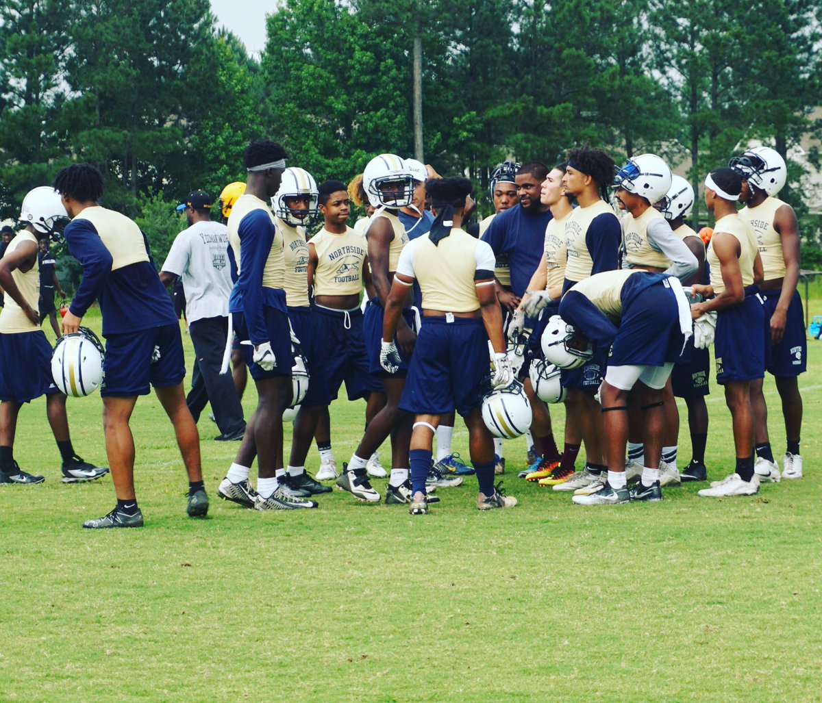 ravafit's tweet image. Good Luck NSHS at the ECU Beast of the East 7 on 7 passing league tournament. #dowork #generatingresults #football #7on7 #greenvillenc #ecu💯