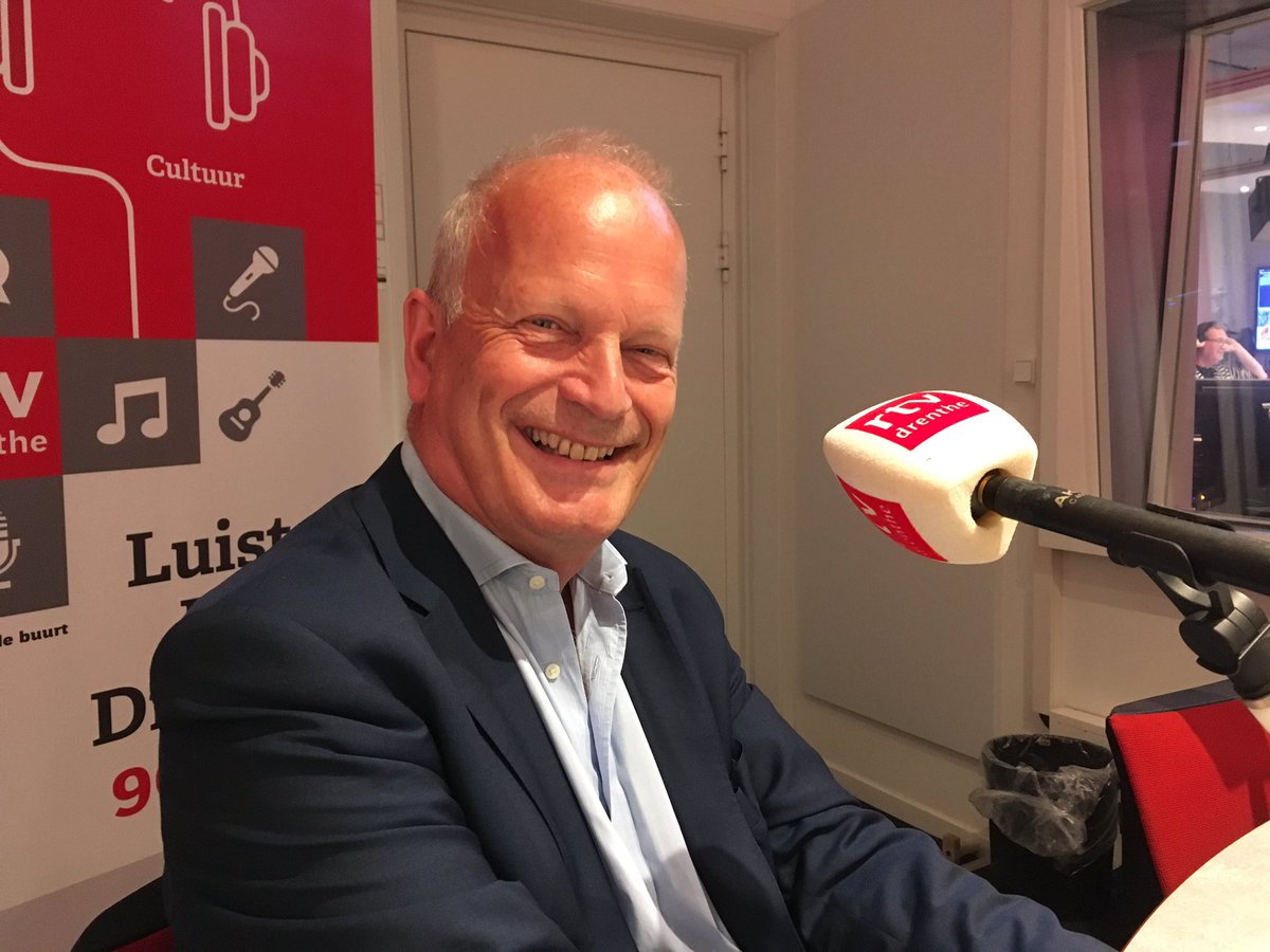 MargrietBenak's tweet photo. #cassata met #ijsbaansoap @drenthe #jansteenbergen #nicouppelschoten #paulmoltmaker en wrn Burg. @jan_hoekema #rtvdrenthe. Nu met foto's. 😎 https://t.co/on70BFdZ82