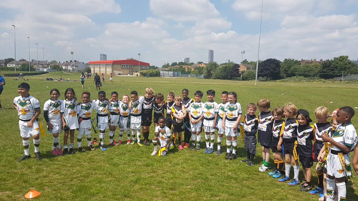 What an amazing morning <a href="/DockersMinis/">Newham Dockers Minis</a> . Huge thanks to <a href="/dilps/">Philippa Robson</a> <a href="/BrixtonBullsRL/">Brixton Bulls RL</a>  for coming to visit us.
#rlfamily