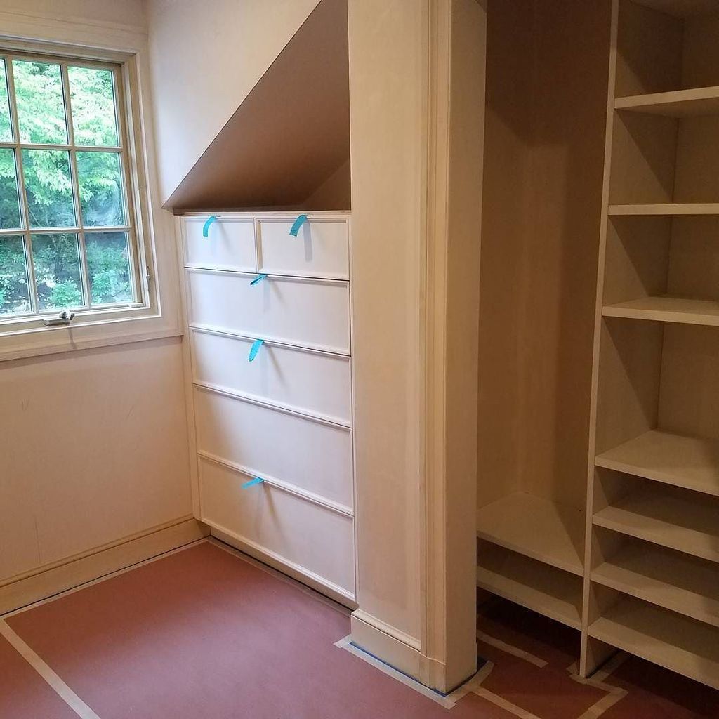 bespokeofwin's tweet photo. Small bedroom project installed and ready for final paint. #bespoke #boston #design #interior #interiors #interiordesigner #cabinets #cabin… https://t.co/RApz2xqcqS