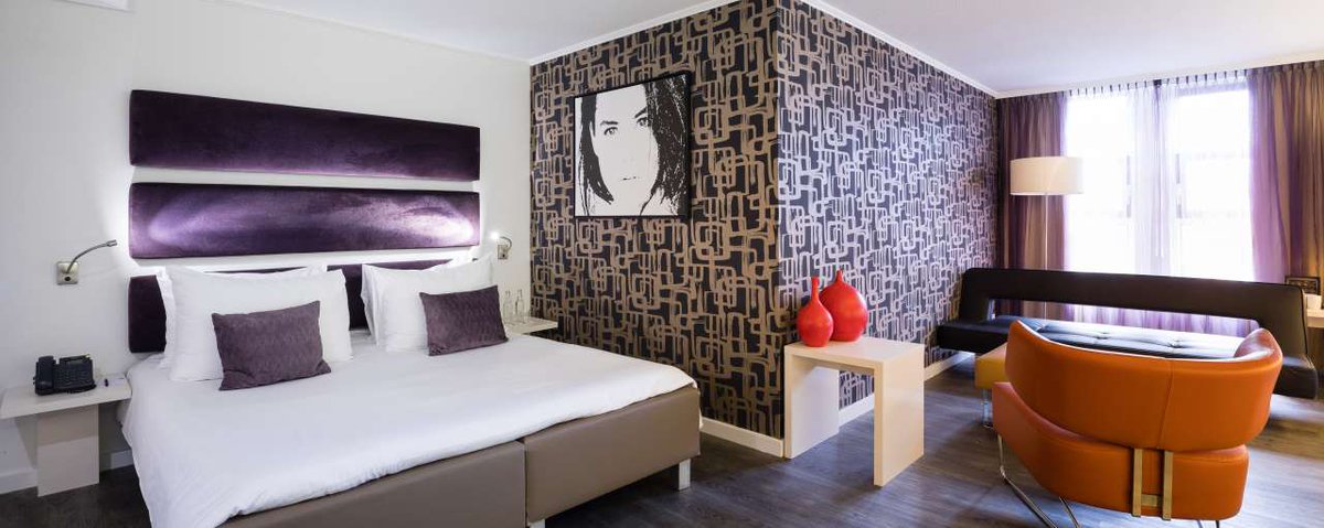 DutchUrbanIndex's tweet photo. Europa's first #CO2-neutral hotel in #Amsterdam. Saving #energy 
30%-40%. See @albushotel. https://t.co/1WPFYhUUhT