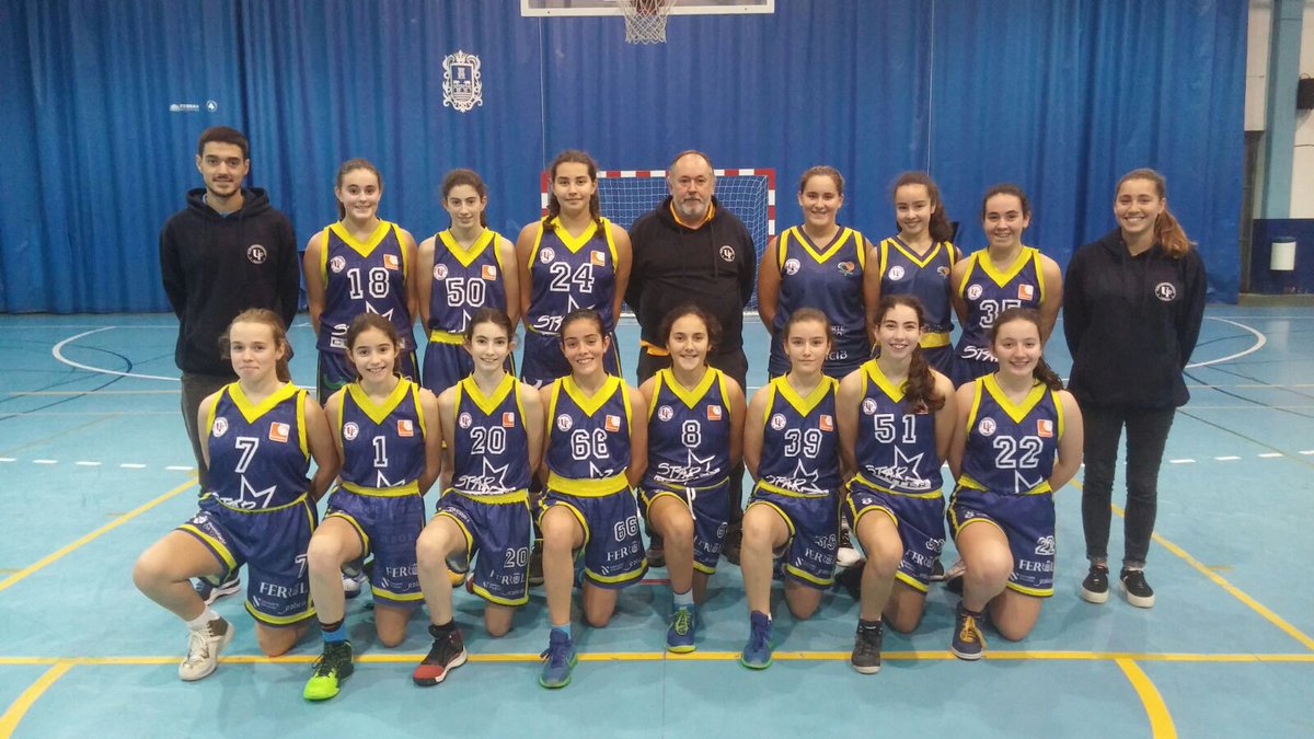 UniFerrol's tweet photo. A las 16:30 las infantiles de la #miniCopaLF cierran una temporada inolvidable disputando en Fontiñas la final de 2ª división ante @cbarxil https://t.co/NLLdl6NM7l