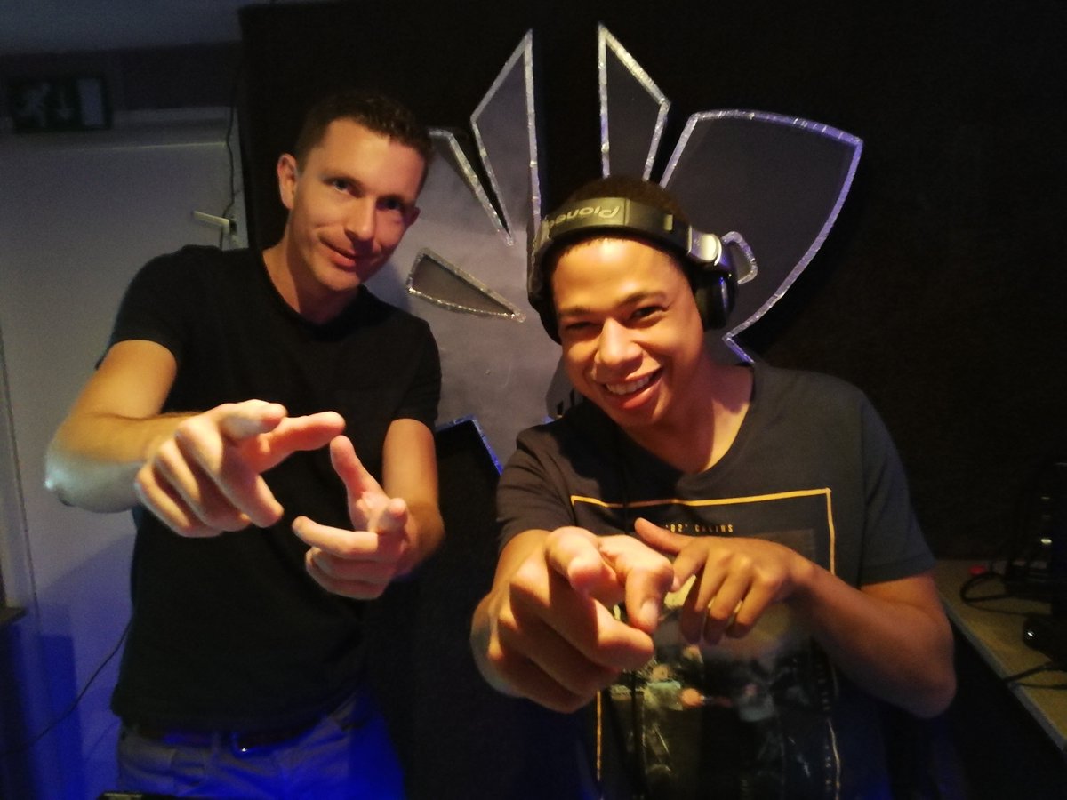RealHSRadio's tweet photo. And the new Chapter has begun with @Soulragedj live in the mix! 📻👉 RHR.FM https://t.co/4gGikwF7QB