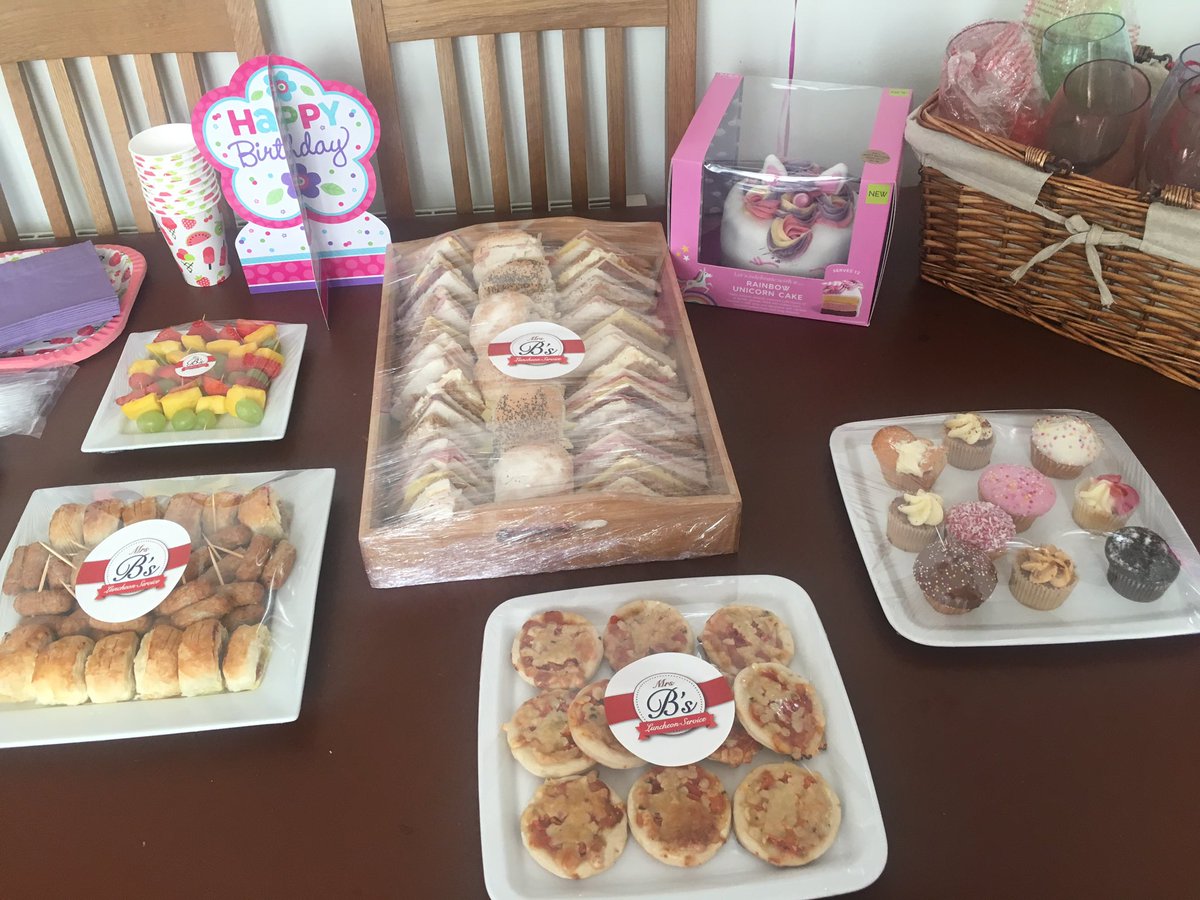 Fab spread for Jessica's party from <a href="/MrsBluncheons/">Mrs B's</a> can't wait to get stuck in!